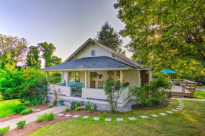 Restored Mars Hill Home on 1 Acre Walk to Town!